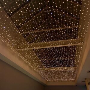 Luces con cable color blanco